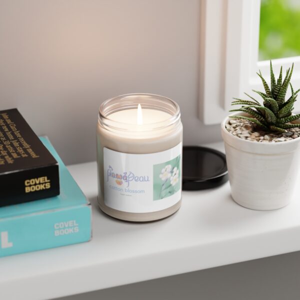 Cotton blossom pet-friendly soy candle